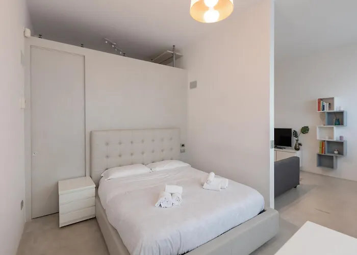 Ampio Bilocale Repubblica - Mirable Pm Apartament Mediolan