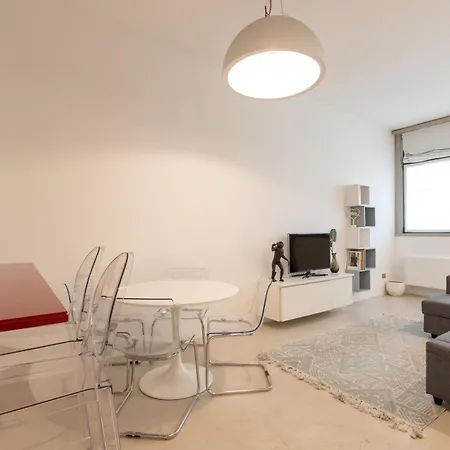 Ampio Bilocale Repubblica - Mirable Pm דירה *