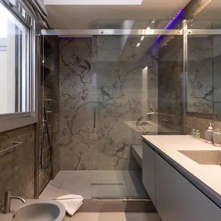 Ampio Bilocale Repubblica - Mirable Pm Milano