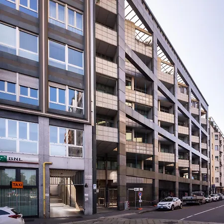 Ampio Bilocale Repubblica - Mirable Pm Lägenhet