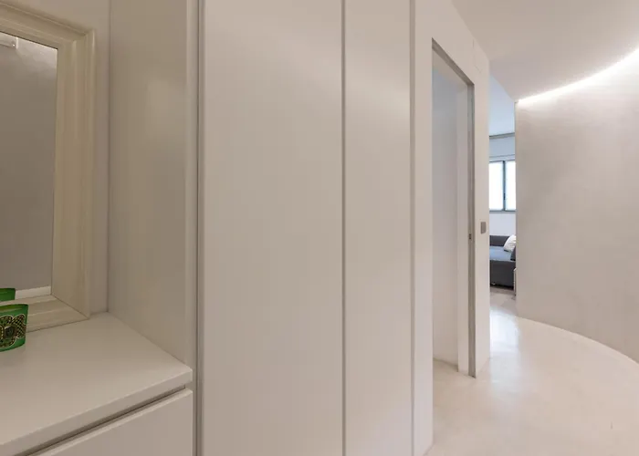 Ampio Bilocale Repubblica - Mirable Pm Apartment *